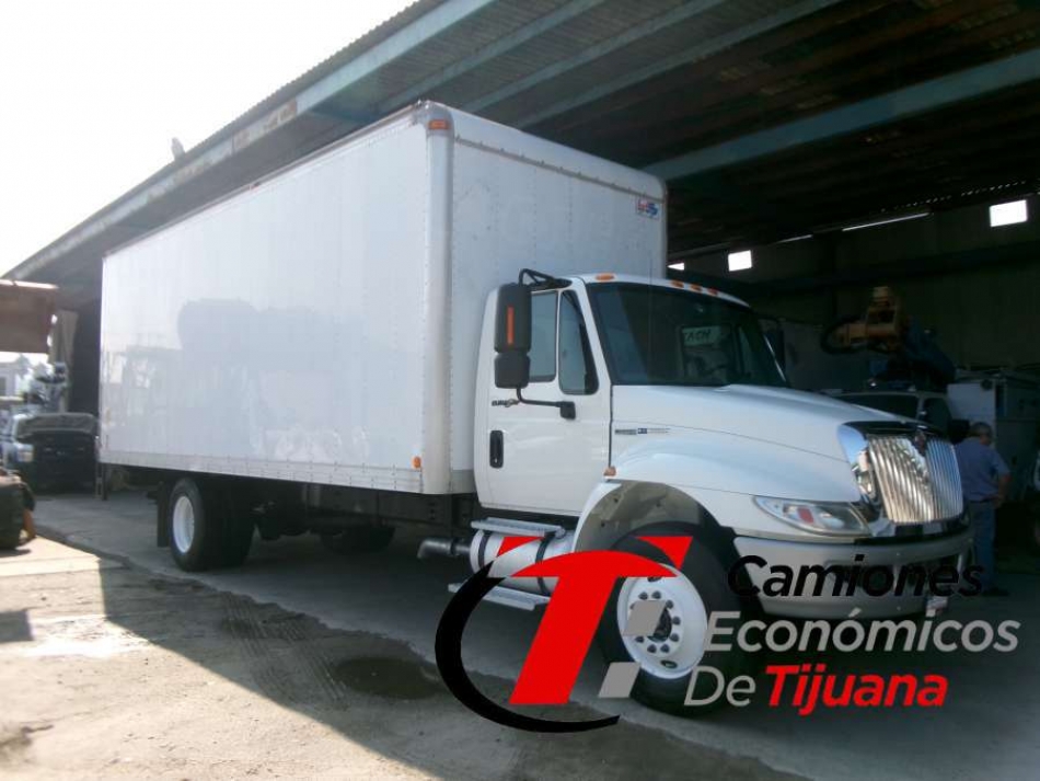 2014 INTERNATIONAL 4300 CAJA SECA DE 24' CON RAMPA HID
