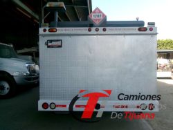 2007 PETERBILT 335 CAMION ORQUESTA DE COMBUSTIBLES Y LUBRICANTES c