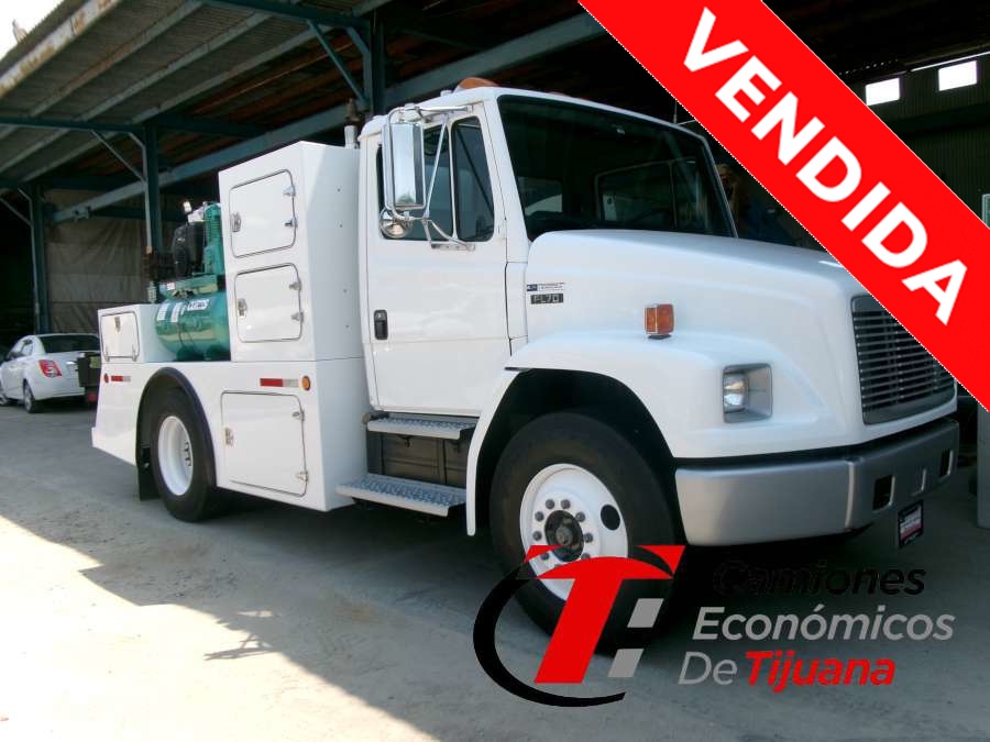 1996 FREIGHTLINER FL70 CAMION ORQUESTA
